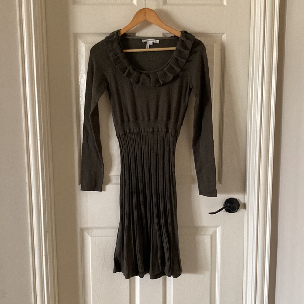 Maxandcleo Olive Green Fit Flare Ruffle Dress Long Sleeve Wool Blend Small GUC